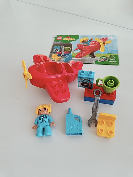Lego dublo lentokone