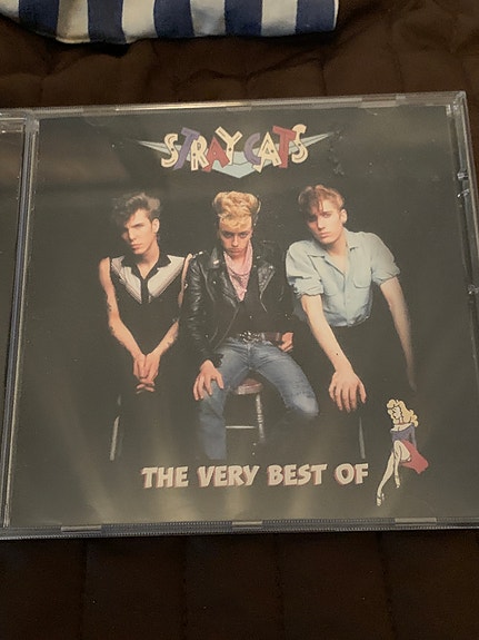 STRAY CATS CD