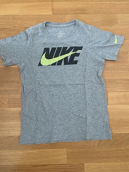Nike t-paita