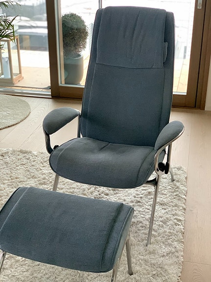Ekornes Stressless James nojatuoli rahilla sininen