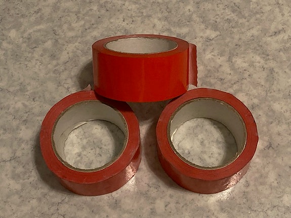 Teippi. Punainen. 48 mm. x 33 m.