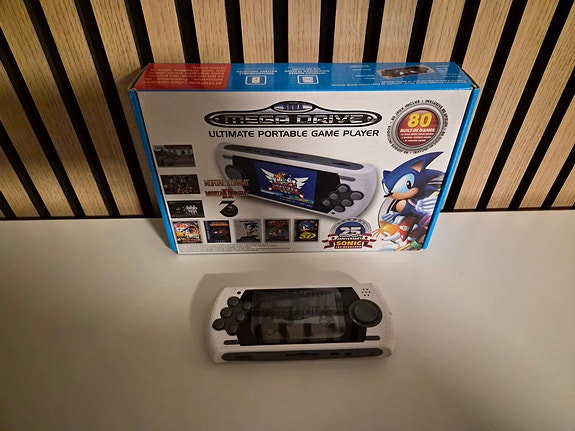 Ultimate portable game player - sega mega drive