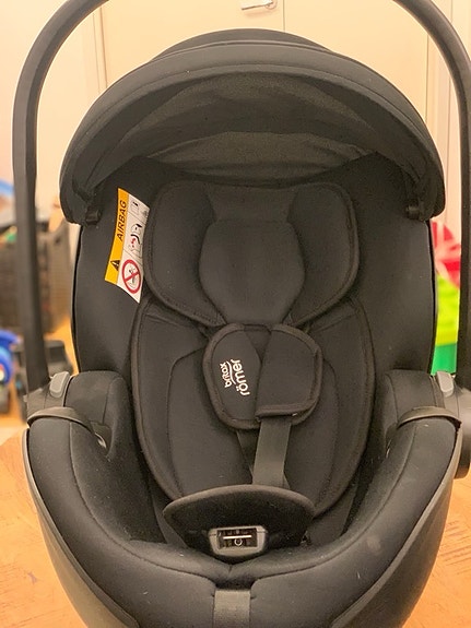 Britax Römer Baby safe 5z2 turvakaukalo