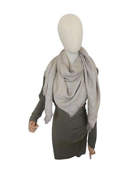 Louis Vuitton Shawl