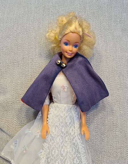 Barbie -nukke, aito Mattel