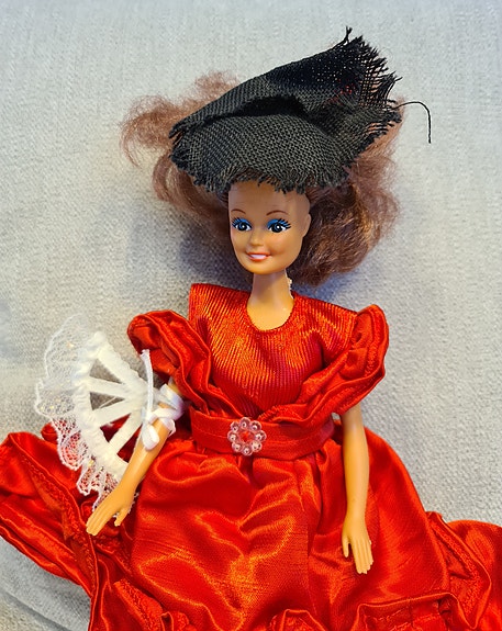 Barbie -nukke, aito Mattel