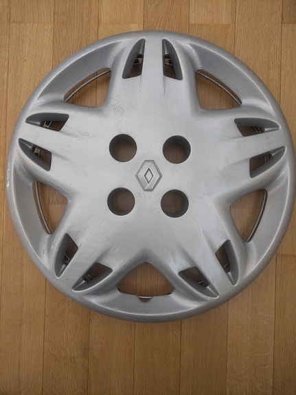 Renault 14" pölykapseli