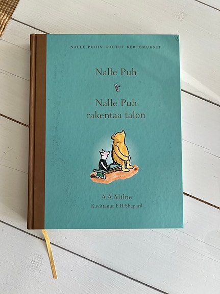 Nalle Puh rakentaa talon