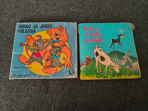 Kaksi minikirjaa