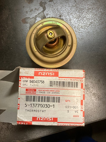 Hitachi kaivinkoneen termostaatti