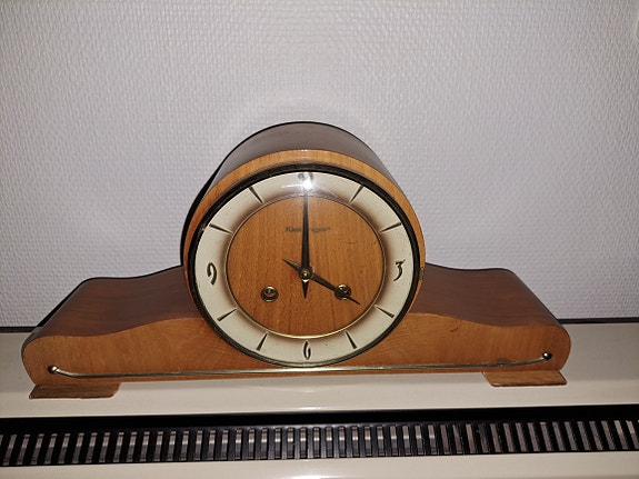 KIENINGER pöytäkello