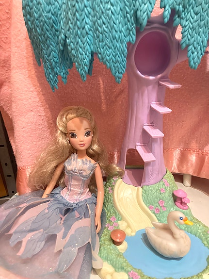 2003 Barbie Swan Lake Joutsenlampi MGA Storytime bundle