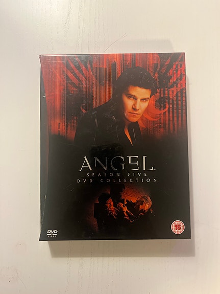 Angel Season 5 DVD-kokoelma