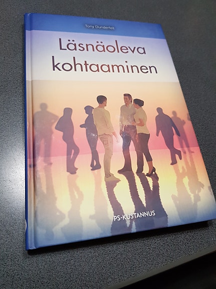 Läsnäoleva kohtaaminen. Tony Dunderfelt