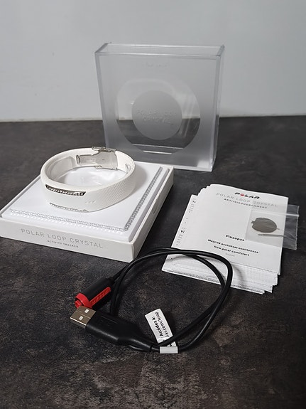 Polar Loop Crystal