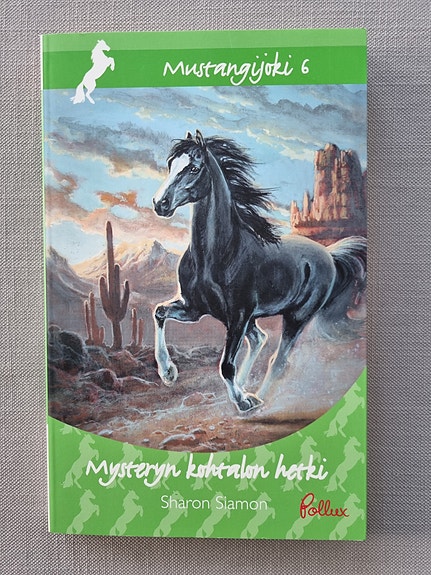 Kirja: Sharon Siamon: Mysteryn kohtalon hetki