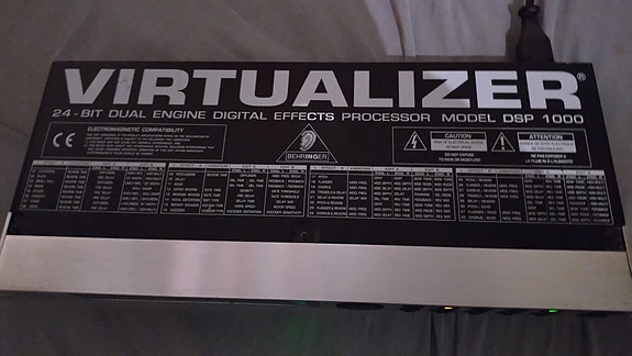 Behringer virtualizer DSP 1000