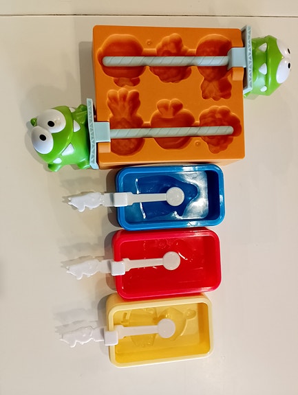 Muumi Lasten mehujäämuotit