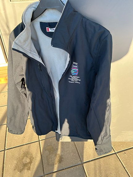 Jääkiekon MM kisojen soft shell takki