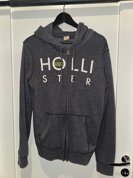 Hollister huppari miehille S harmaa puuvilla
