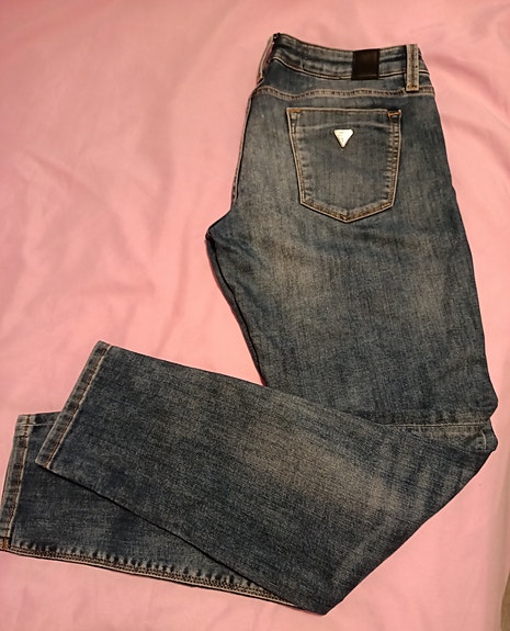 Guess farkut 28