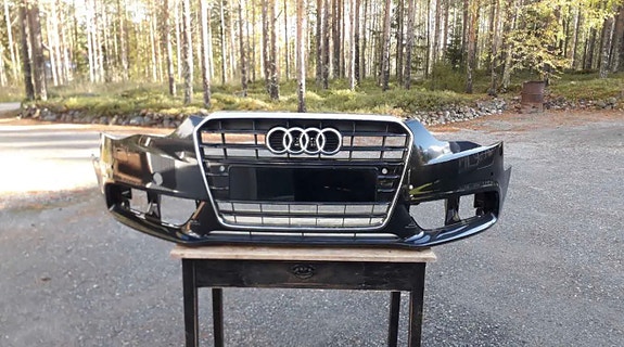 Audi A5 etupuskuri