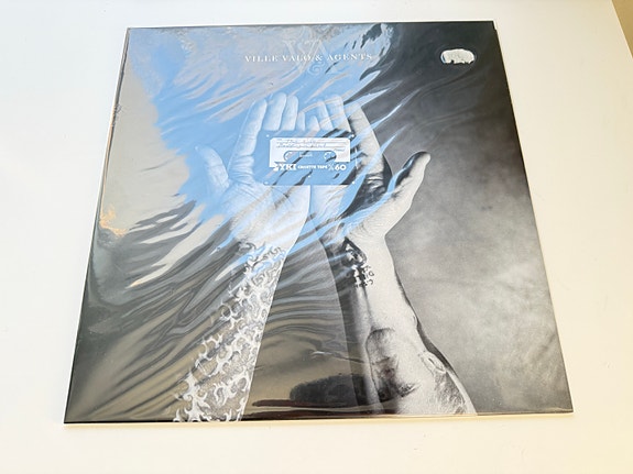 Ville Valo & Agents LP - punainen levy + Valo/Pulliainen nimmarikortti
