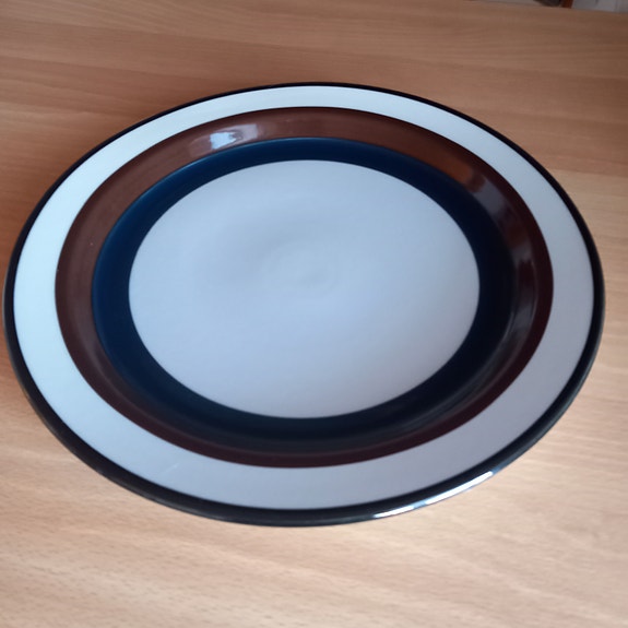 Arabia Kaira tarjoiluvati