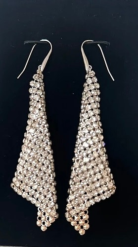 Swarovski,korvakorut,näyttävät,pitkät,uudet