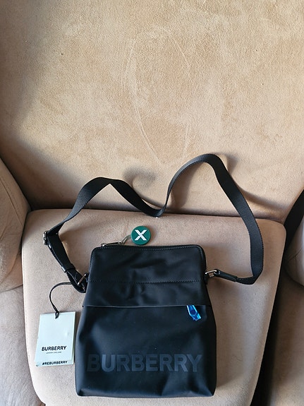 Burberry olkalaukku