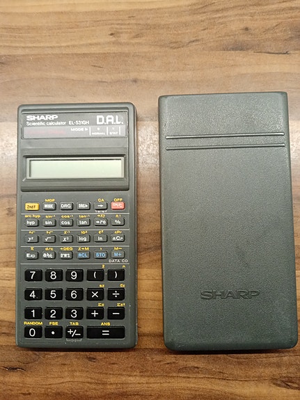 Sharp EL-531GH tieteis-/funktiolaskin
