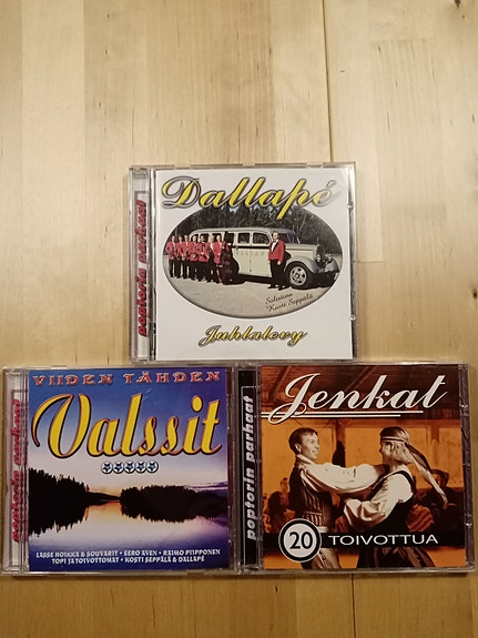 Tanssimusiikki cd:t Dallape yms.