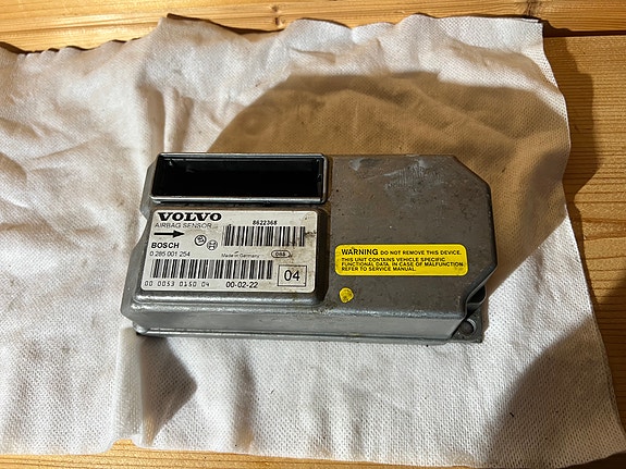 Volvo V70 mk2 Airbag sensor