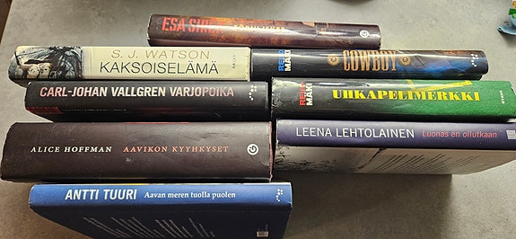 Kirjapaketti Reijo Mäki, Esa Siren