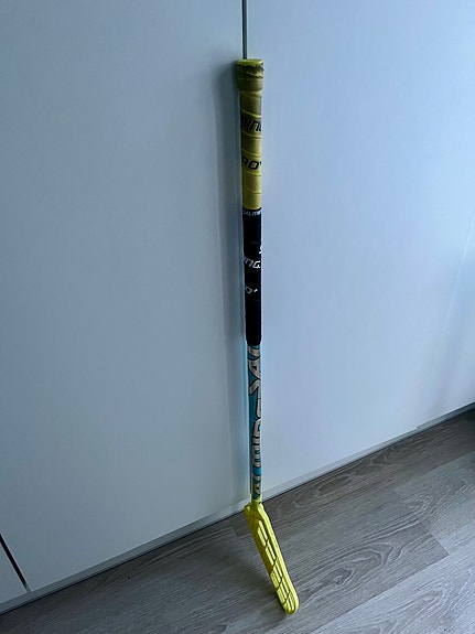 Salming Quest 1 JR sählymaila 90cm varrella