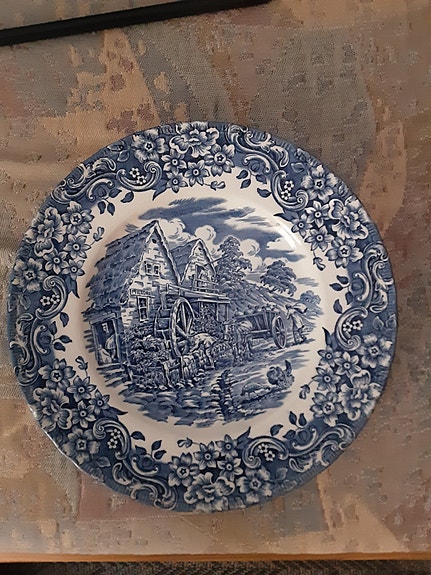 Royal Tudor Ware