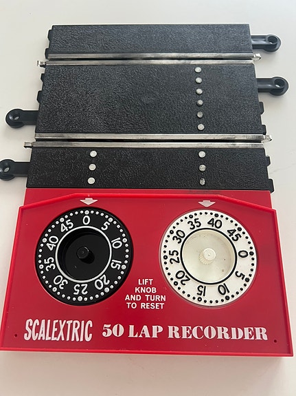 Scalextric autorataan kierroslaskija