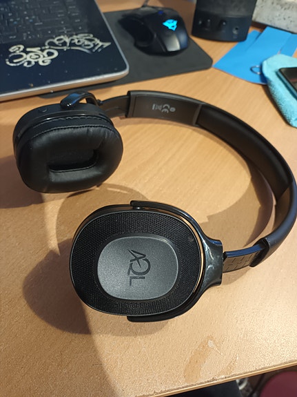 Bluetooth kuulokkeet