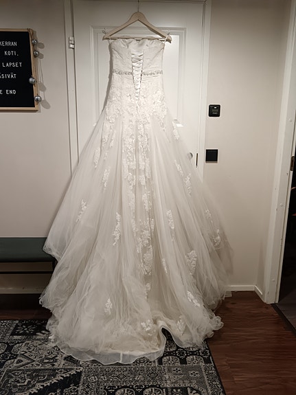 Product image 2 of 9