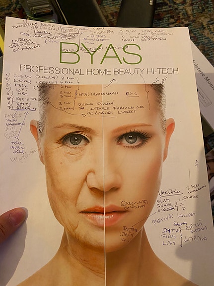 BYAS Professional Home Beauty Hi-Tech kasvohoitolaite ja koulutusmateriaalit