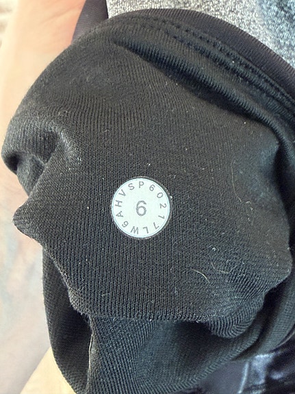 Product image 9 of 9