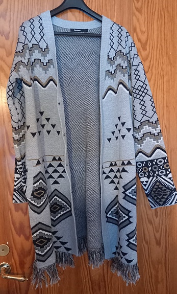 Desigual pitkähkö neuletakki, L