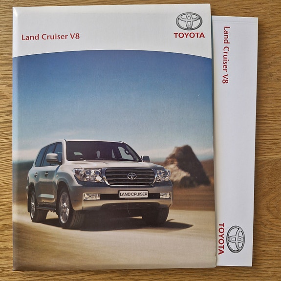 Toyota Land Cruiser V8 -esite 2008