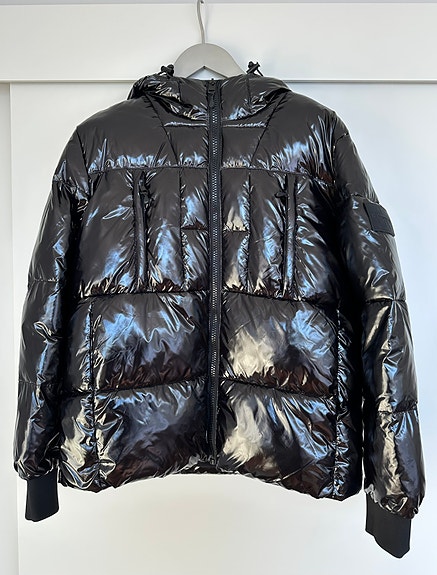 Calvin Klein toppatakki XL kiiltävä musta