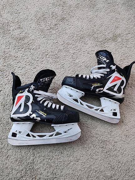 Luistimet Ccm tacks xf90 jr/int koko 6 = eur 40,5