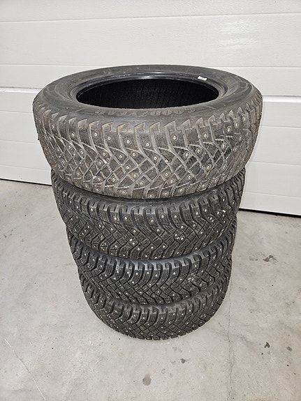 Goodyear 205/60r16 nastarenkaat