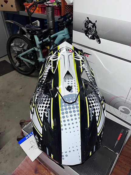 Product image 4 of 6