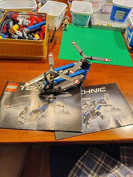 Lego 42020, Technic - Helikopteri