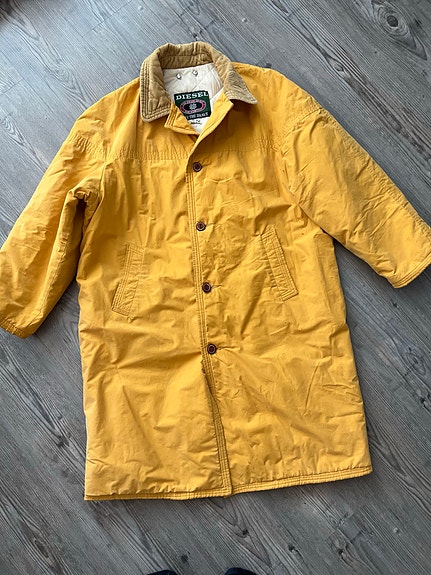 Keltainen Diesel Vintage parkatakki L