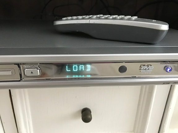 DVD Philips ja 16 kpl DVD